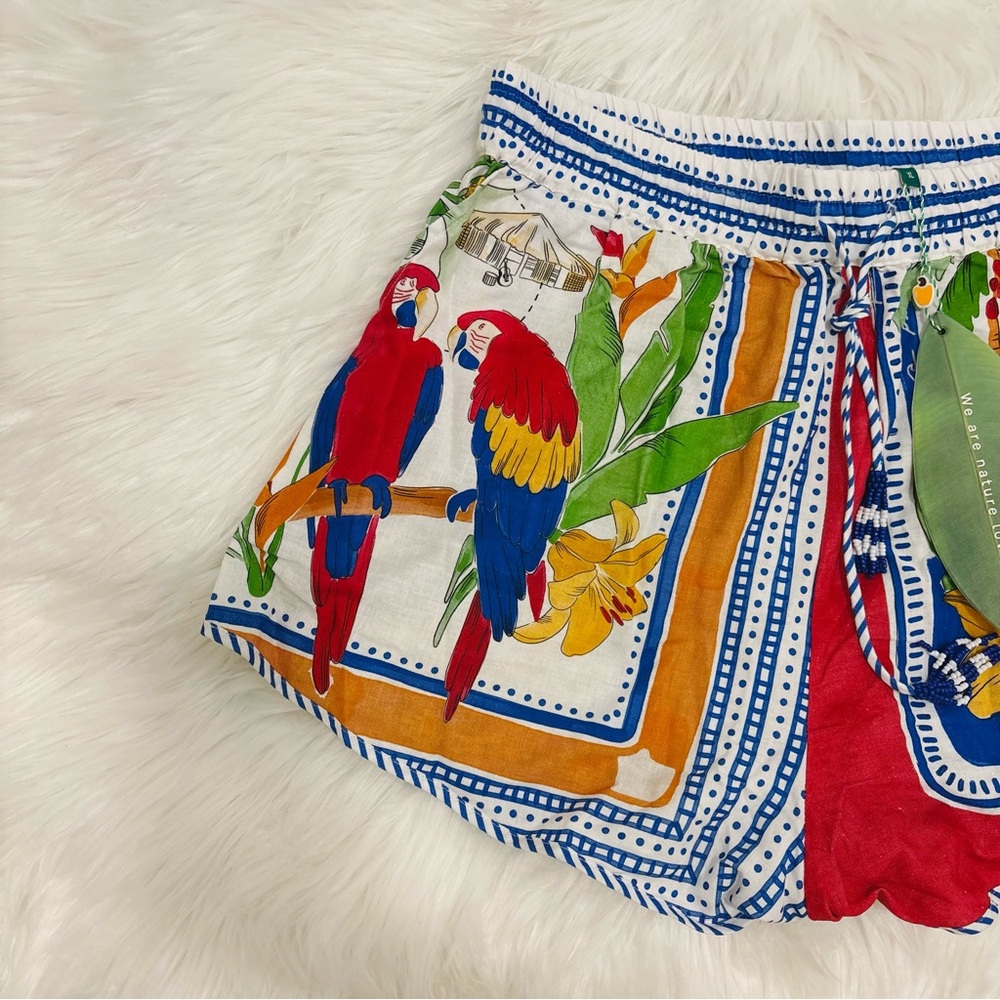 FARM Rio Tropical Destination Off-White Shorts - Picture 4 of 16